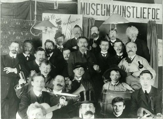  Leden Kunstliefde 1908 
